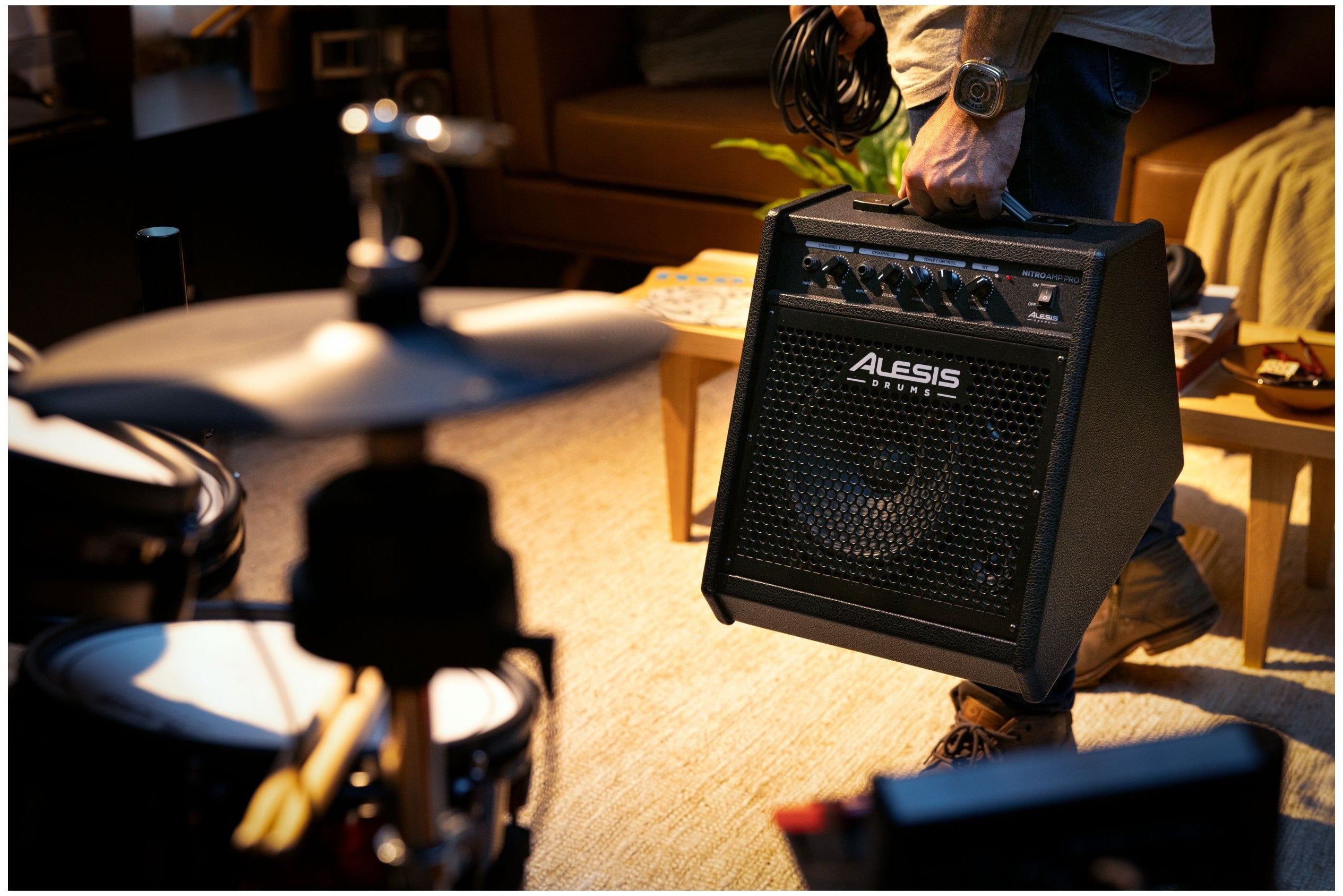 Alesis_Nitro_Amp_Pro_11.jpeg