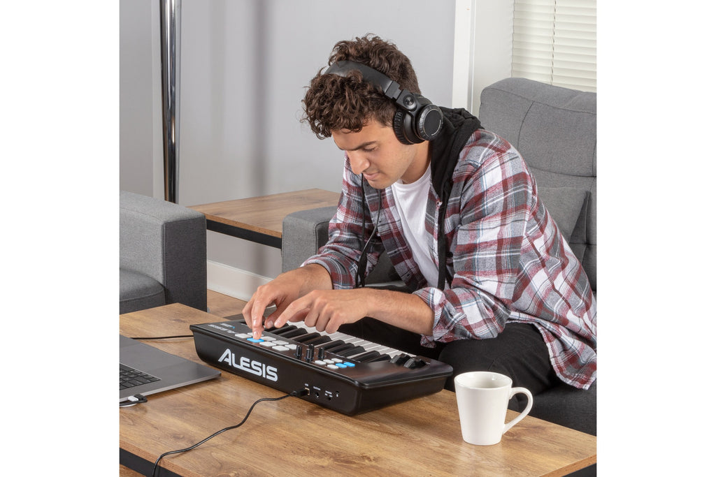 Alesis_V25_MKII_10.jpeg