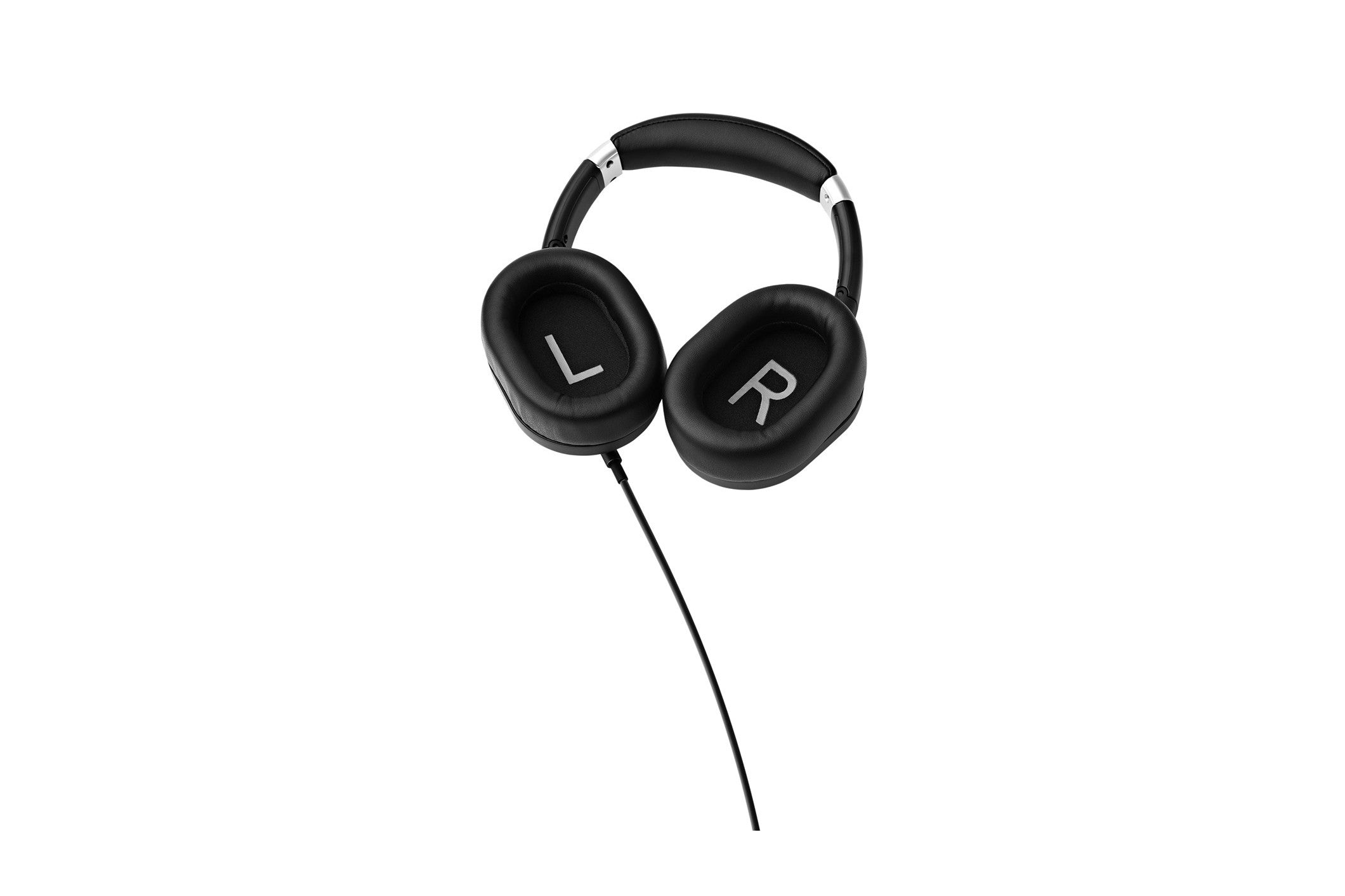 Austrian_Audio_Hi_X15_Headphones_7.jpeg