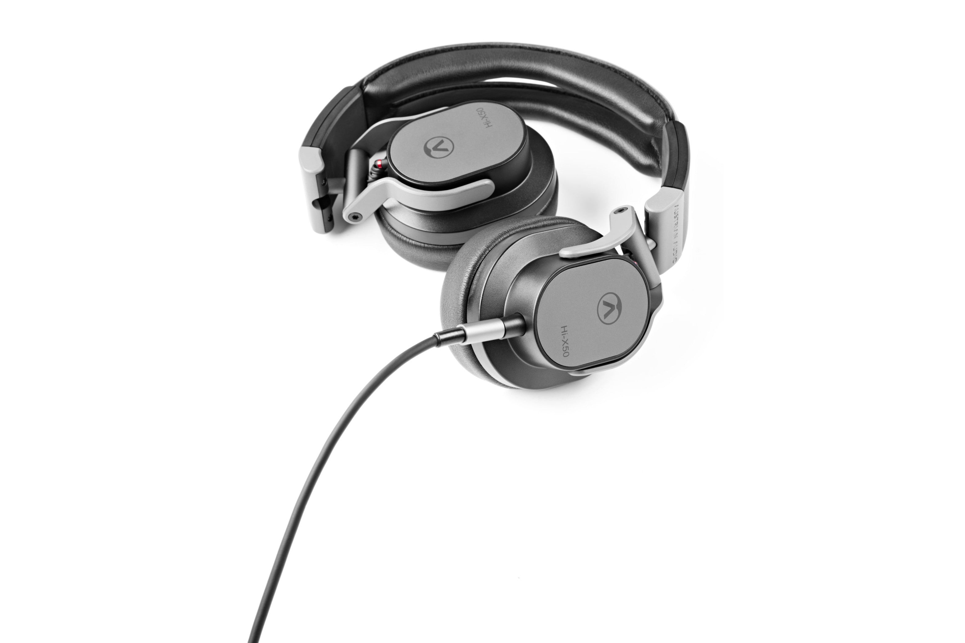 Austrian_Audio_Hi_X50_ON_EAR_3.jpeg
