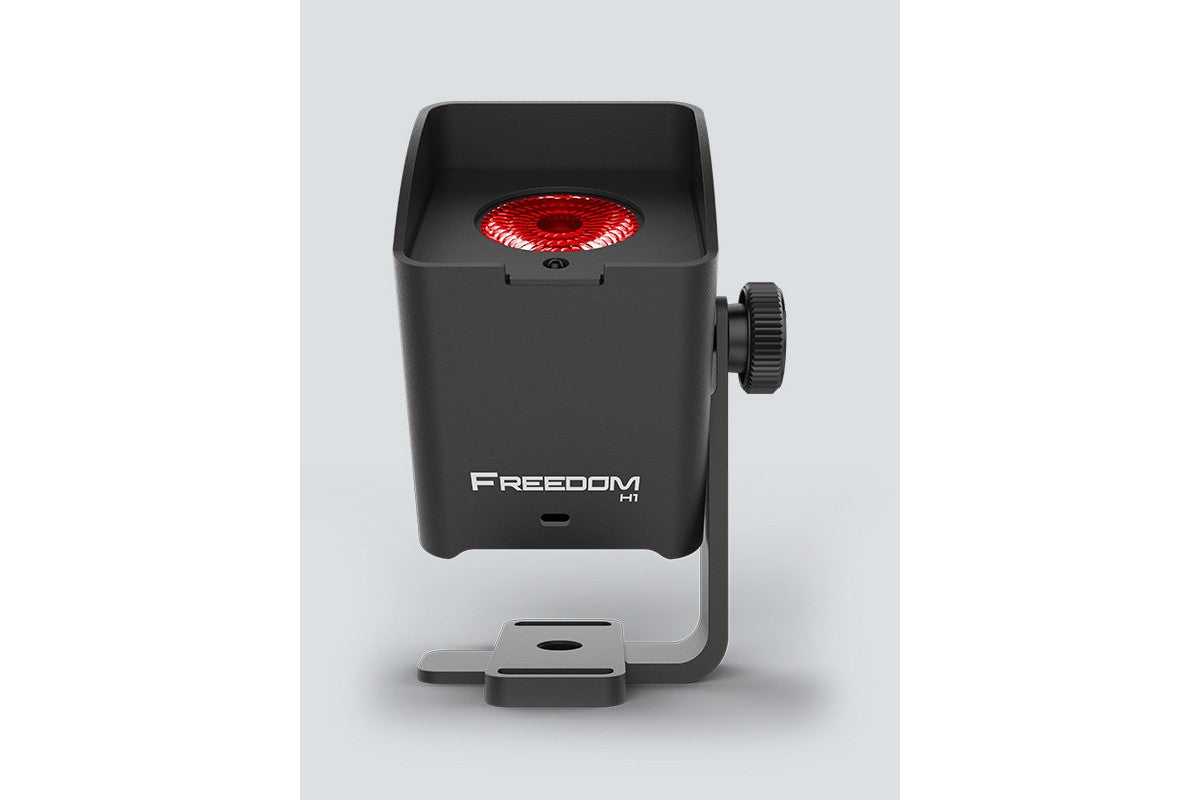 CHAUVET_DJ_FREEDOMH1X4_4.jpeg