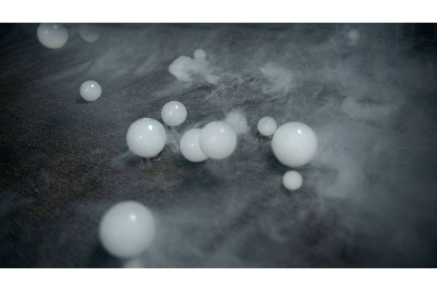 CHAUVET_DJ_Hurricane_Bubble_Haze_2.jpeg