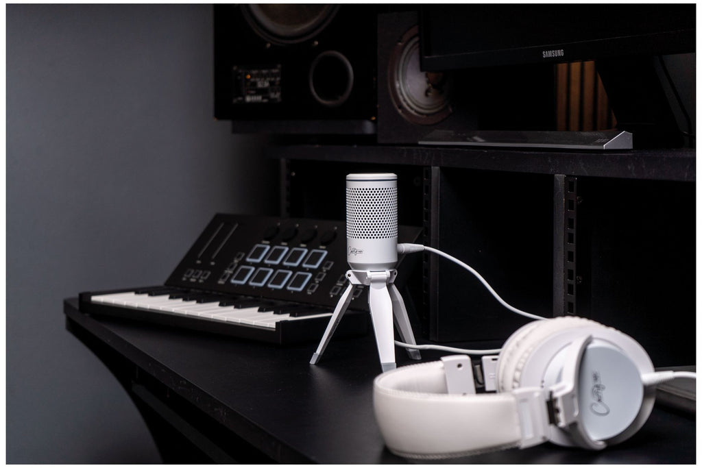 Carry_on_Foldable_USB_Microphone_White_7.jpeg
