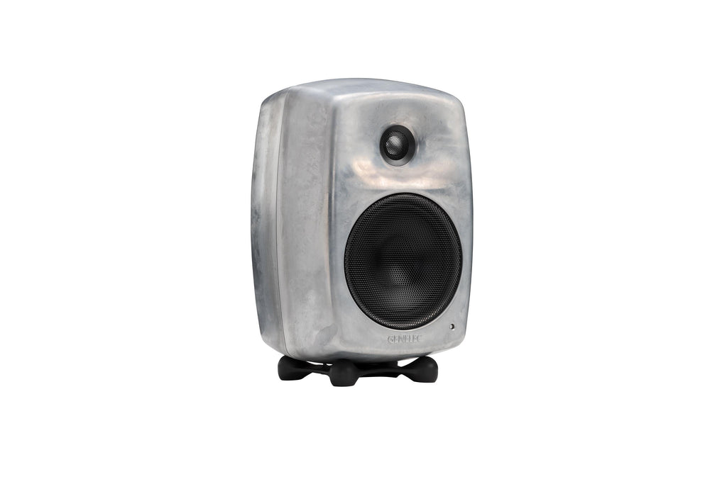 Genelec_8030CRw_6.jpeg
