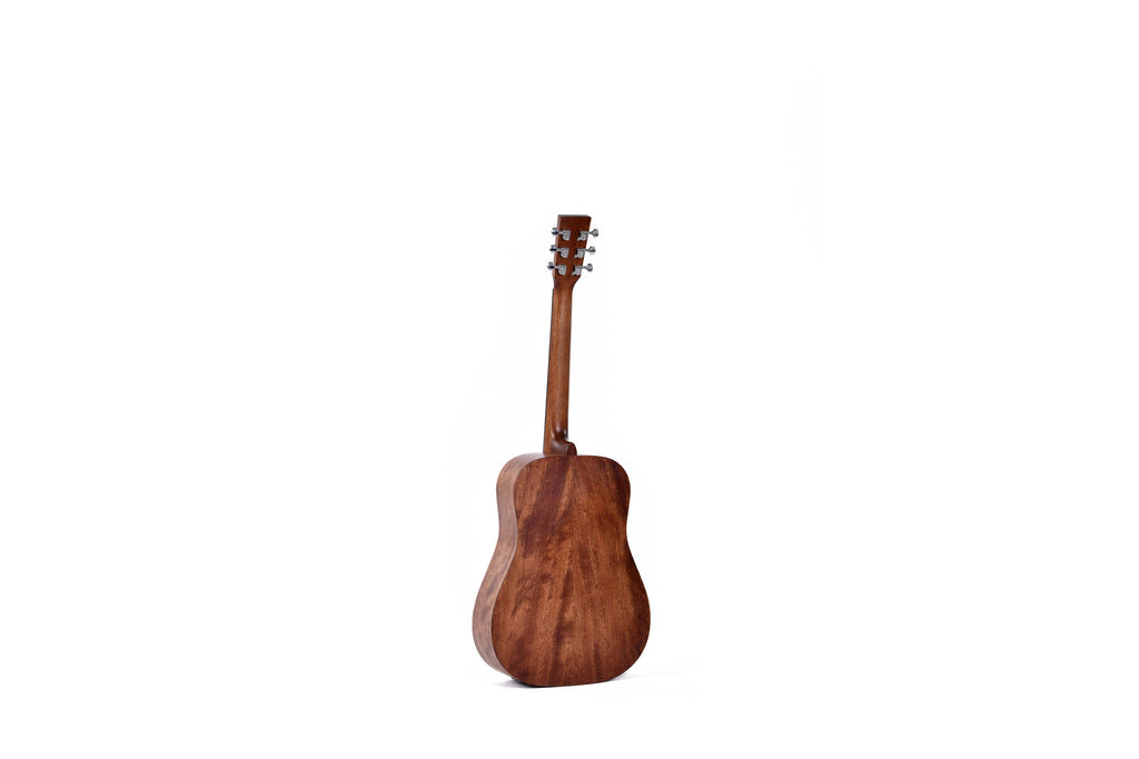Sigma_Guitars_DSME_Natural_Satin_2.jpeg