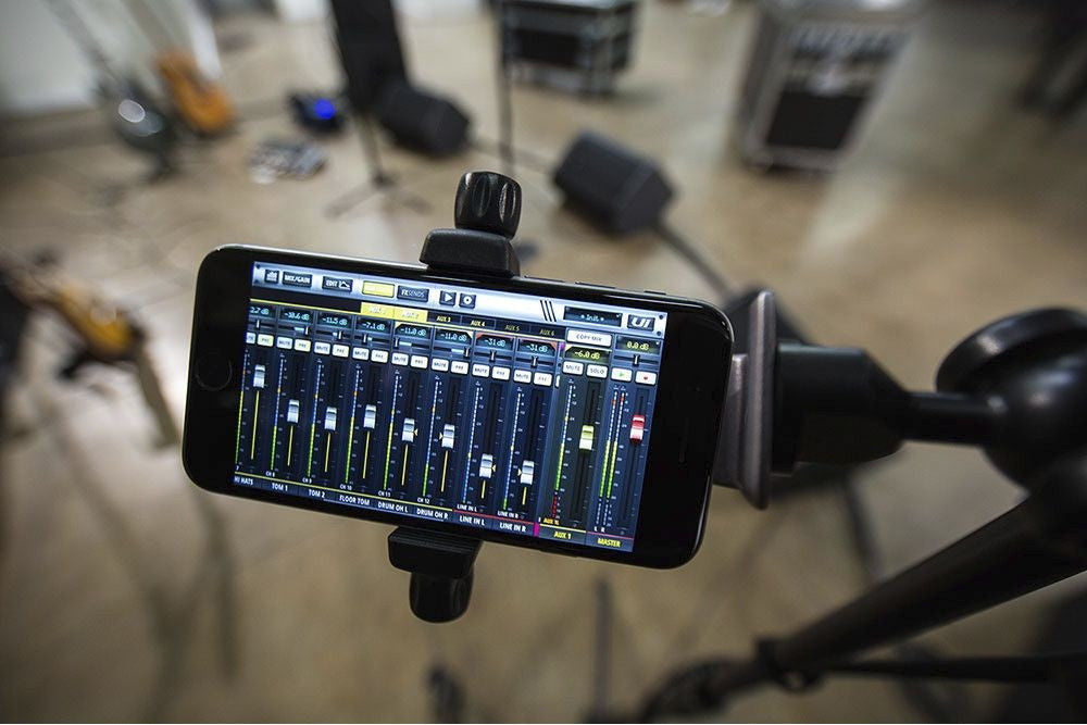 Soundcraft_Ui24R_5.jpeg