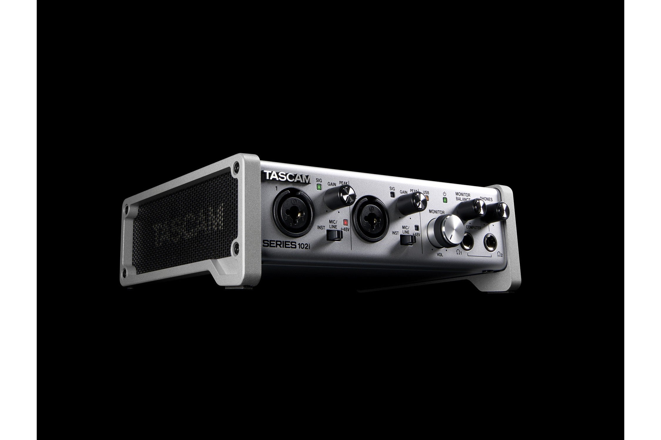 TASCAM_Series_102i_A_stock_3.jpeg