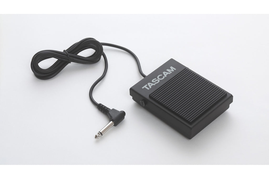 Tascam_RC_1F_2.jpeg