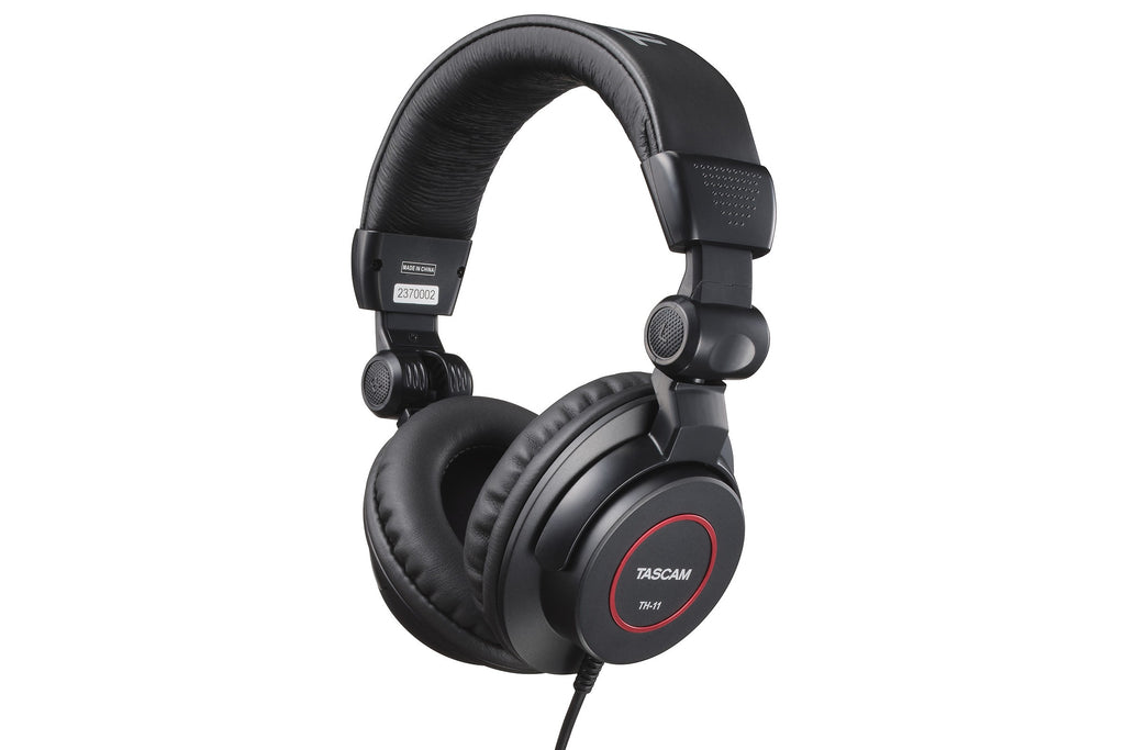 Tascam_TH_11_1.jpeg