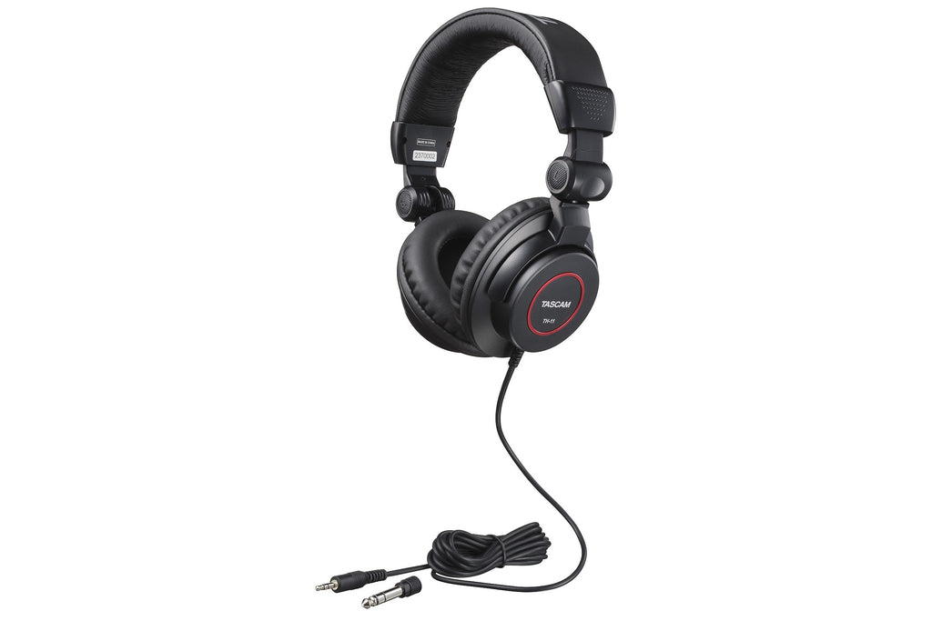 Tascam_TH_11_3.jpeg