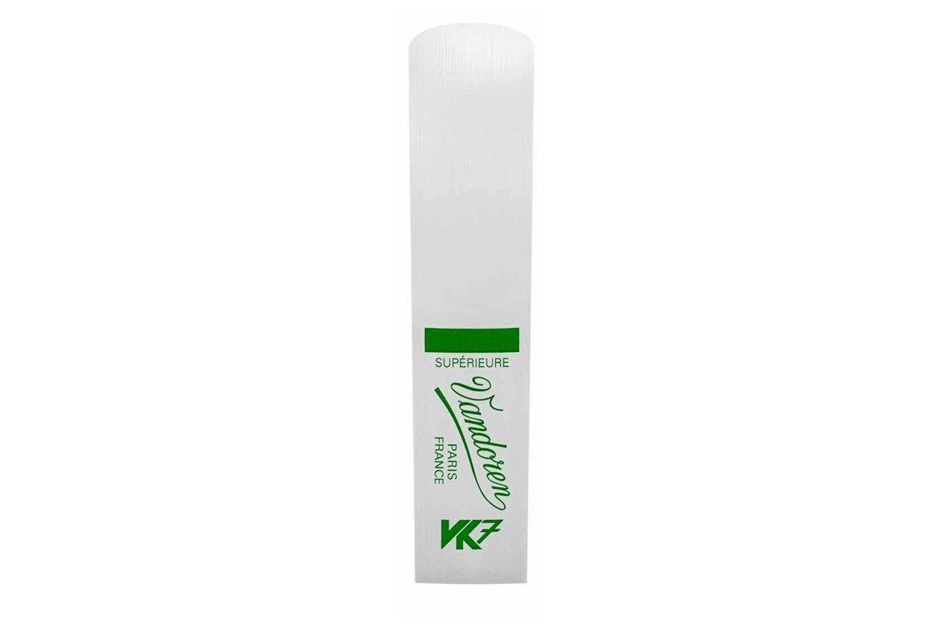 Vandoren_SVK72110_VK7_Jazz_10_Synthetic_Alto_Sax_Reed_3.jpeg