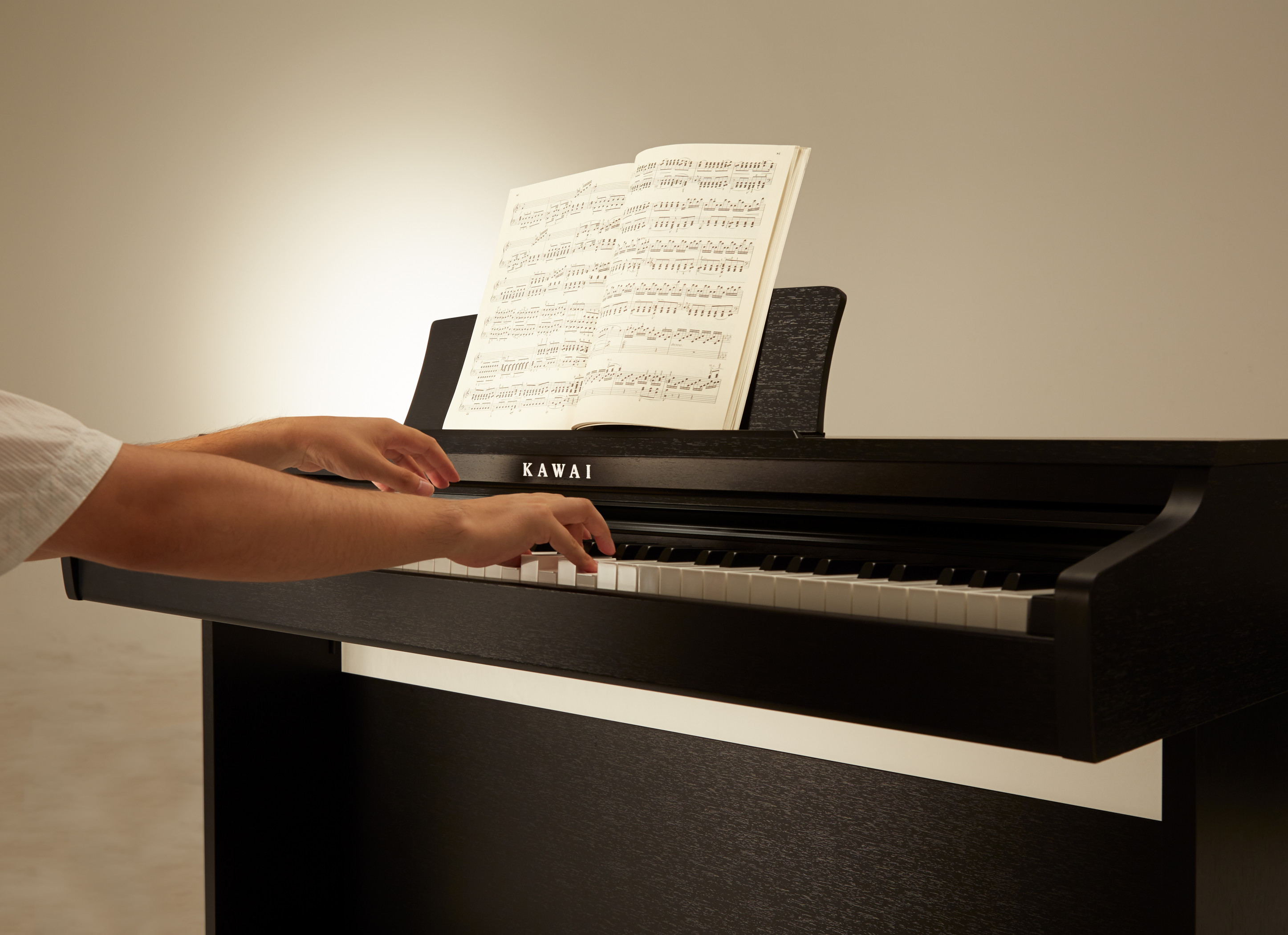 Galerijní obrázek č.5 Digitální piana KAWAI KDP120 B Set - Black