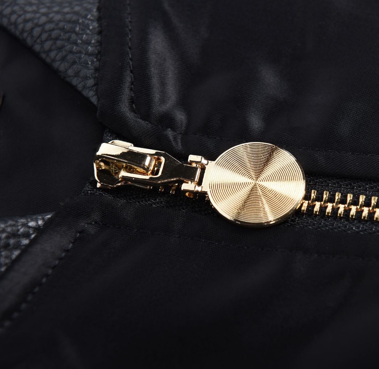 Galerijní obrázek č.4 Výprodej MARSHALL 60th Anniversary - Saténová bunda Bomber XL