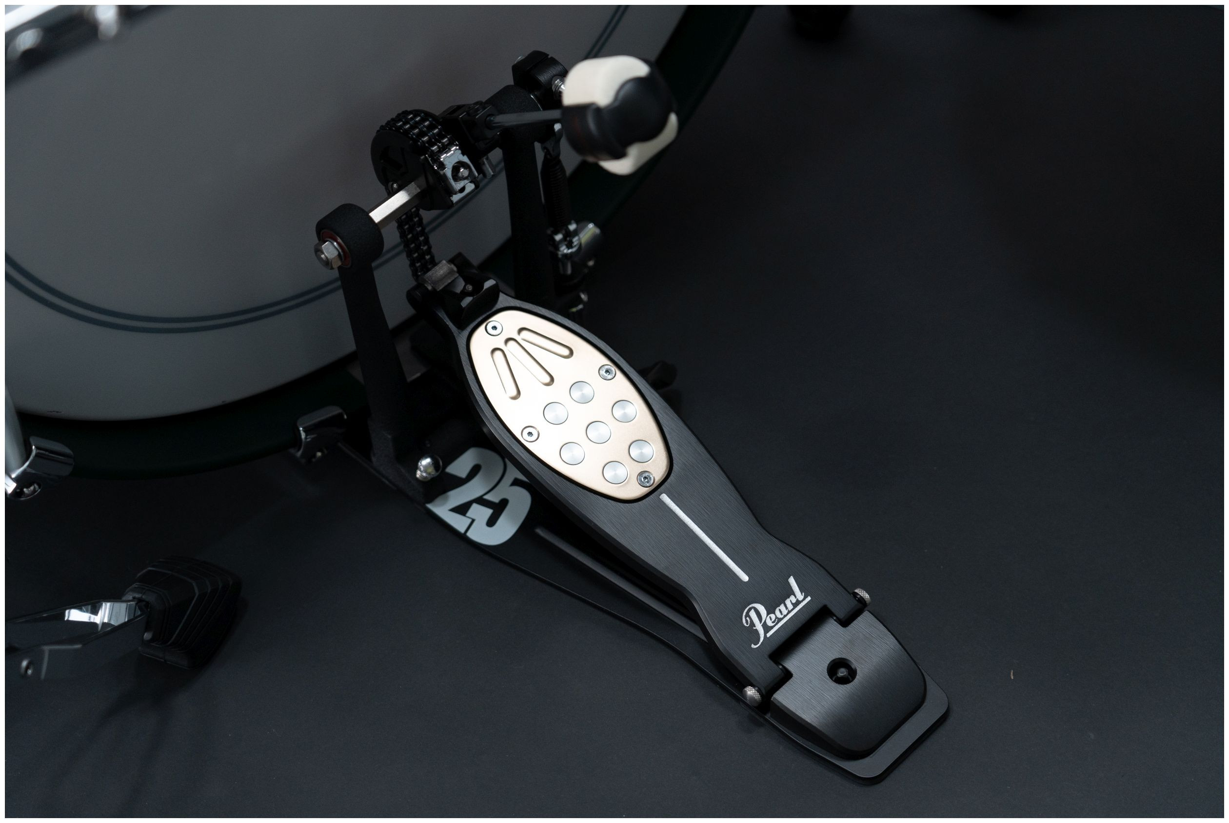 Galerijní obrázek č.10 Jednoduché pedály PEARL P-2050C/B Eliminator Black Limited Edition