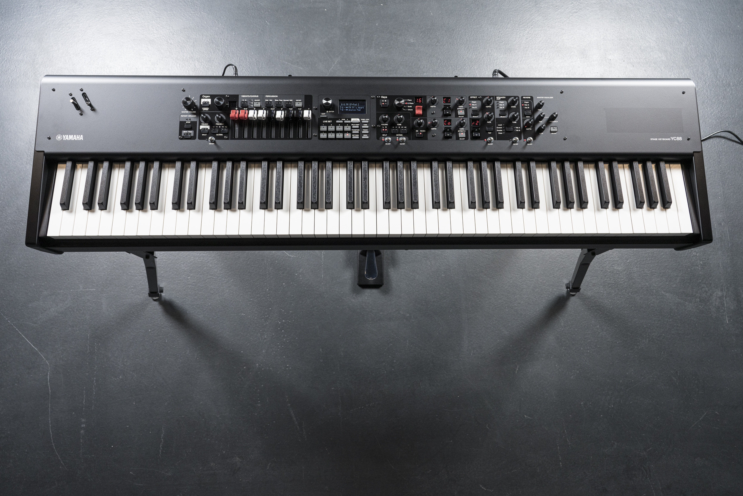 Galerijní obrázek č.8 Stage piana YAMAHA YC88