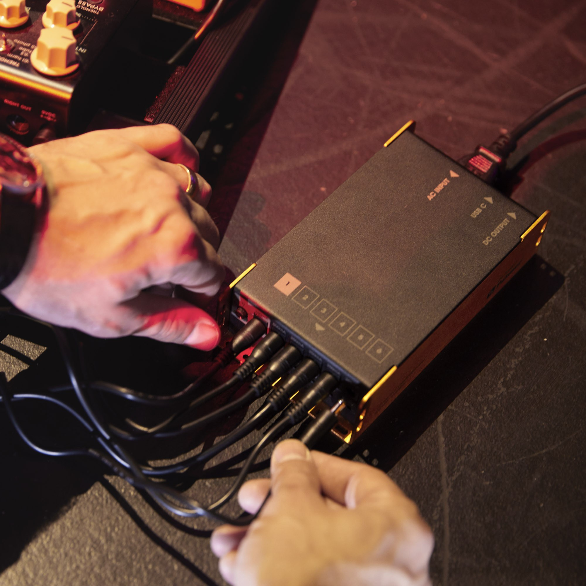 Galerijní obrázek č.9 Adaptéry a distributory PALMER PWT 06 IEC