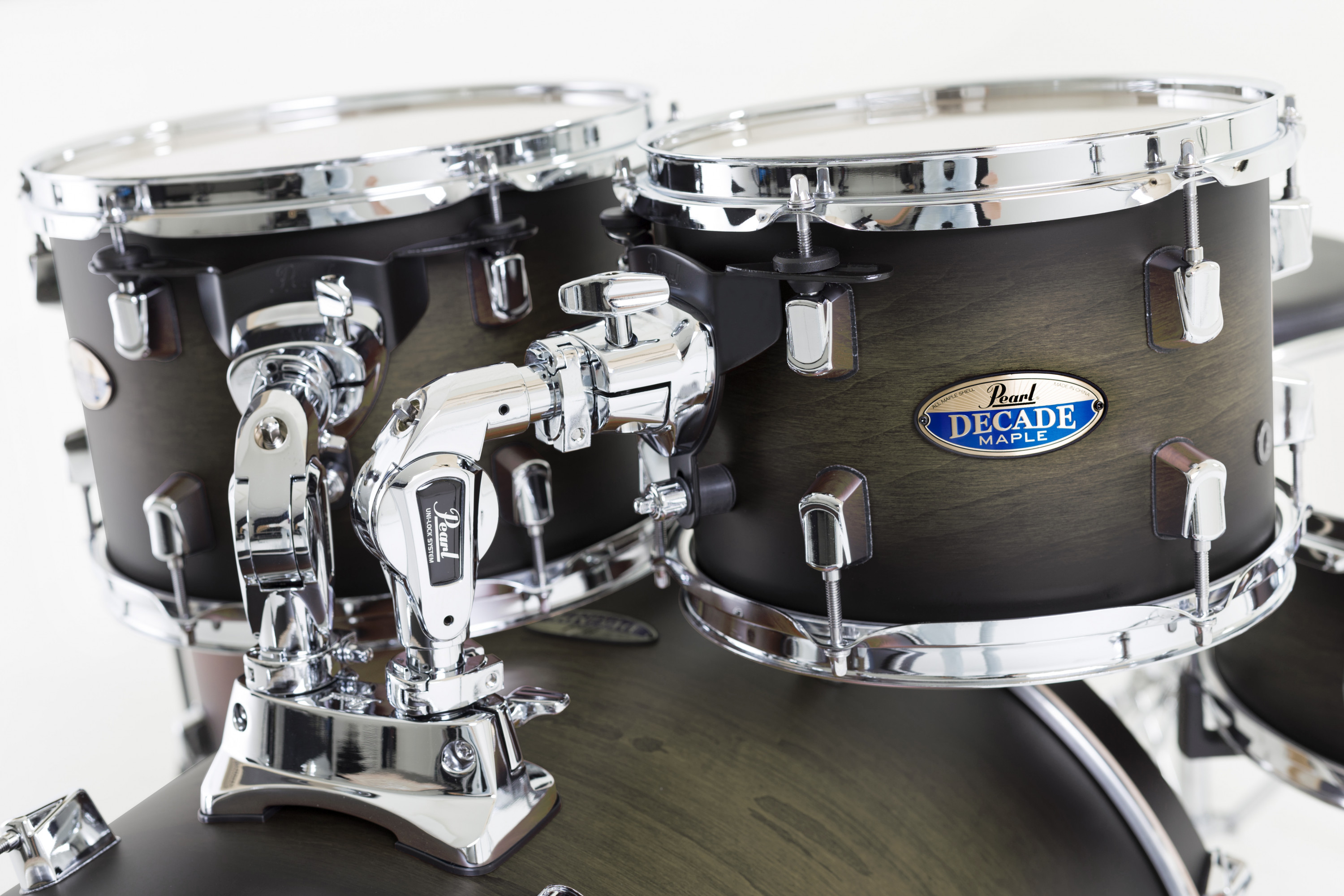 Galerijní obrázek č.1 Jiné konfigurace PEARL DMP926SP/C262 Decade Maple - Satin Black Burst