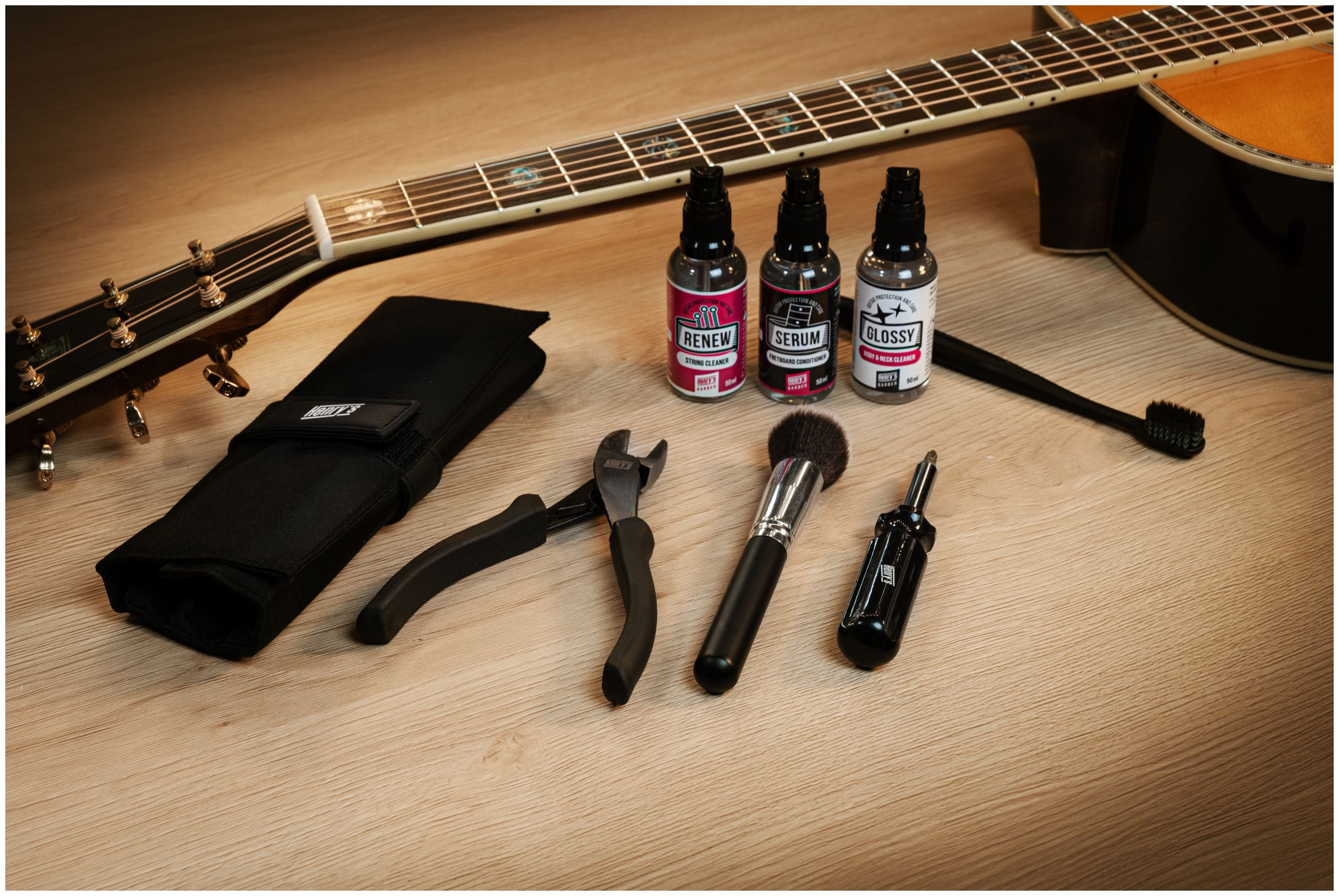 Galerijní obrázek č.8 Nářadí pro servis nástroje HENRY’S Barber Tools 2915AD