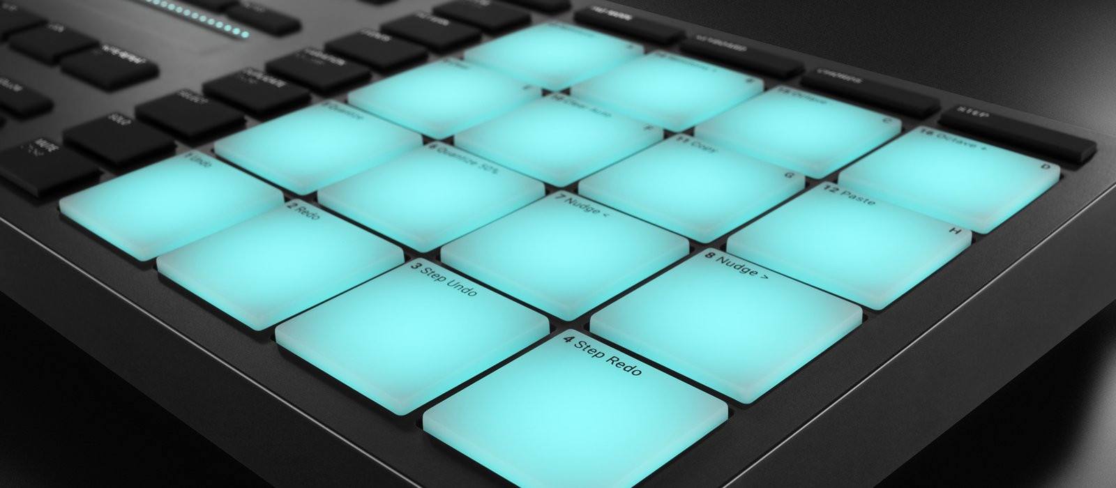 Galerijní obrázek č.4 DJ kontrolery NATIVE INSTRUMENTS Maschine Mikro MK3