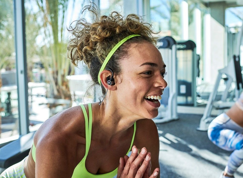 Galerijní obrázek č.3 Bezdrátová do uší JBL Reflect Contour 2 BT - černá