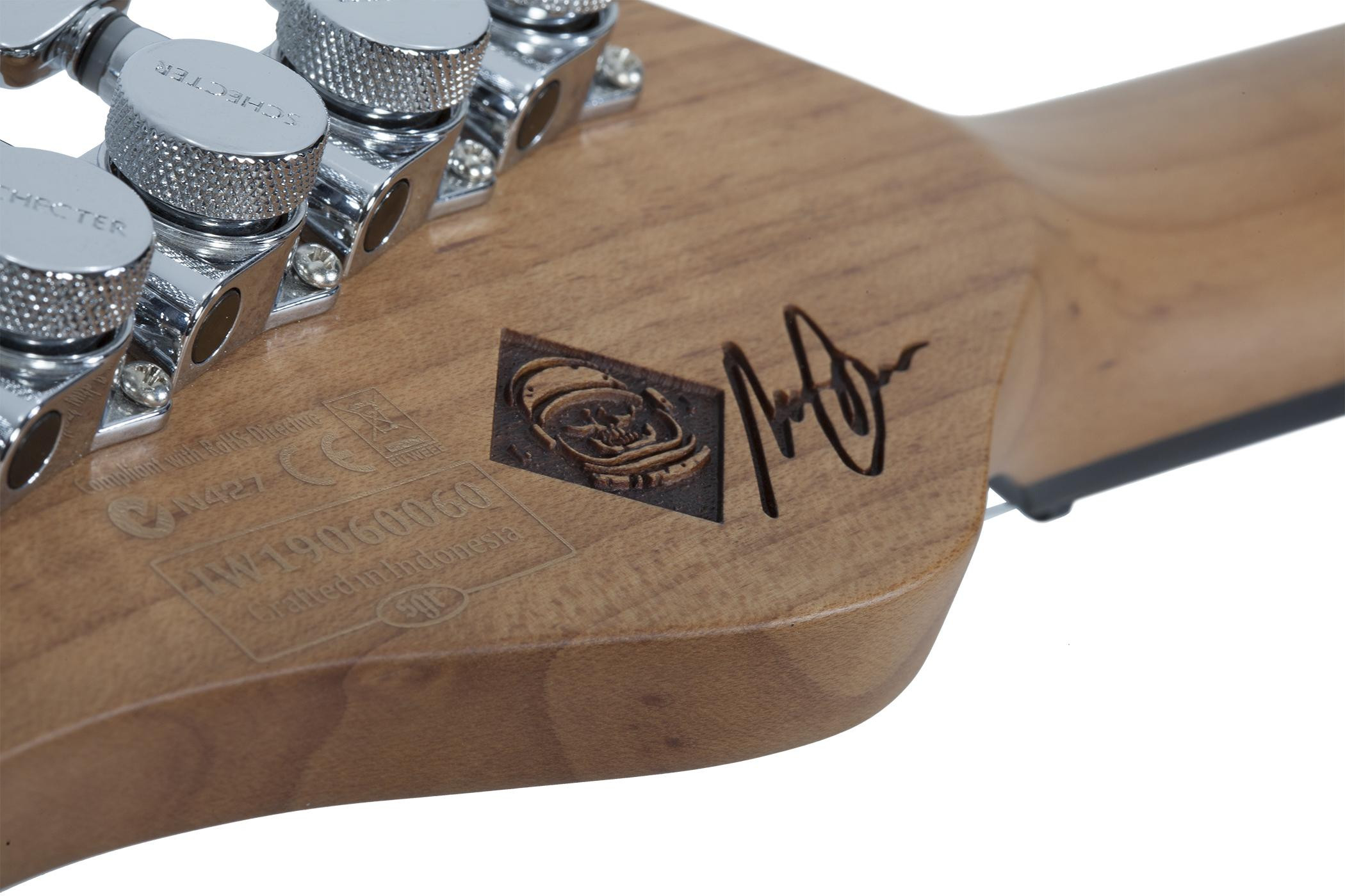 Galerijní obrázek č.15 Elektrické kytary SCHECTER Nick Johnston Traditional H/S/S - Atomic Snow