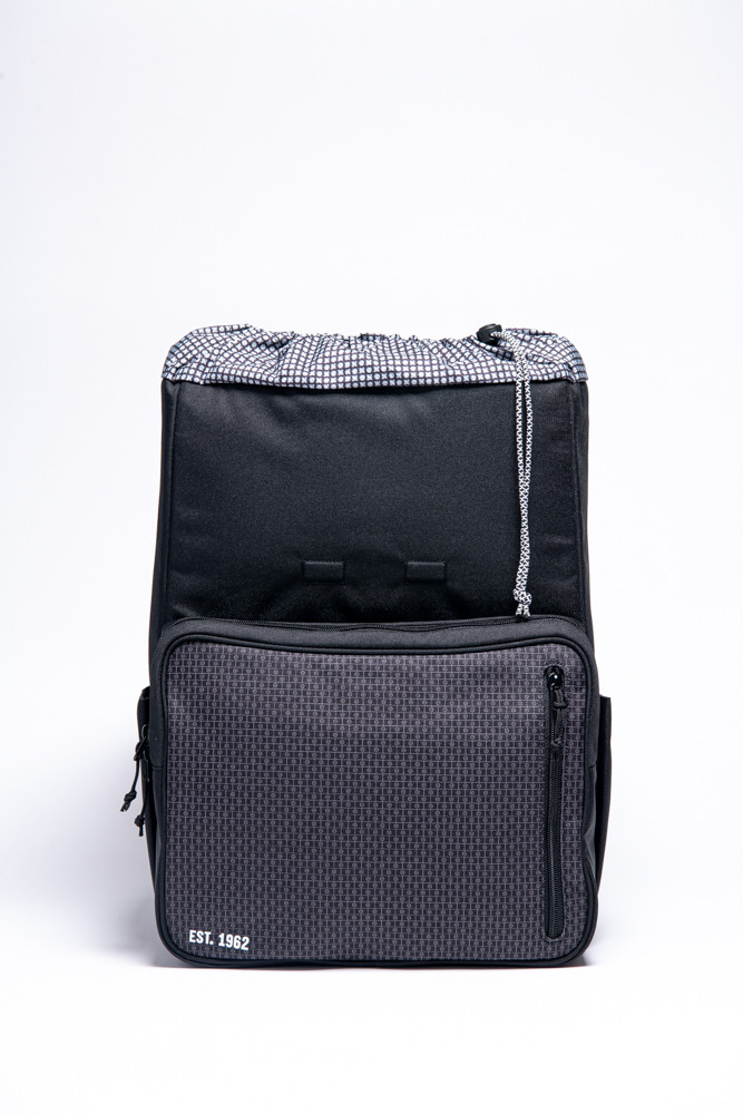 Galerijní obrázek č.3 Batohy MARSHALL Underground Rocksack Black/White