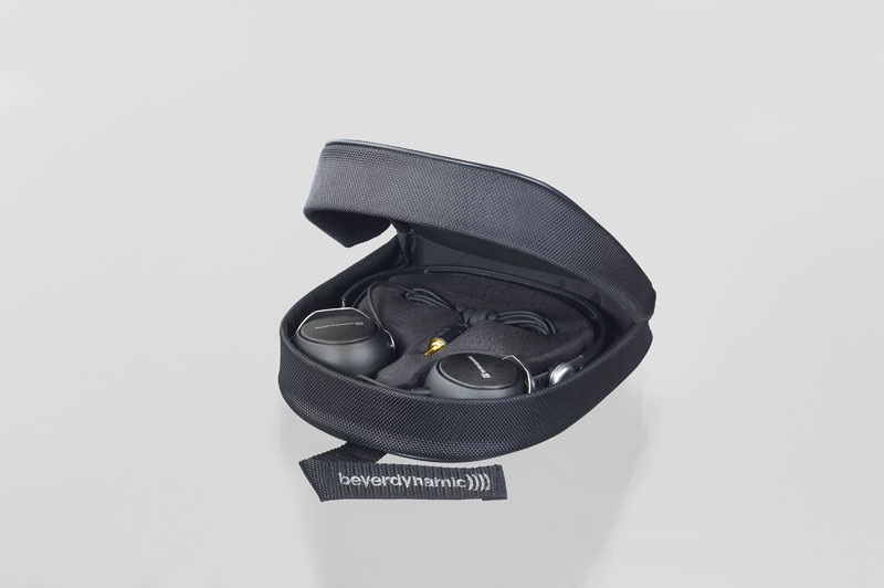 Galerijní obrázek č.2 Mobilní sluchátka (náhlavní a špunty) BEYERDYNAMIC DT 1350