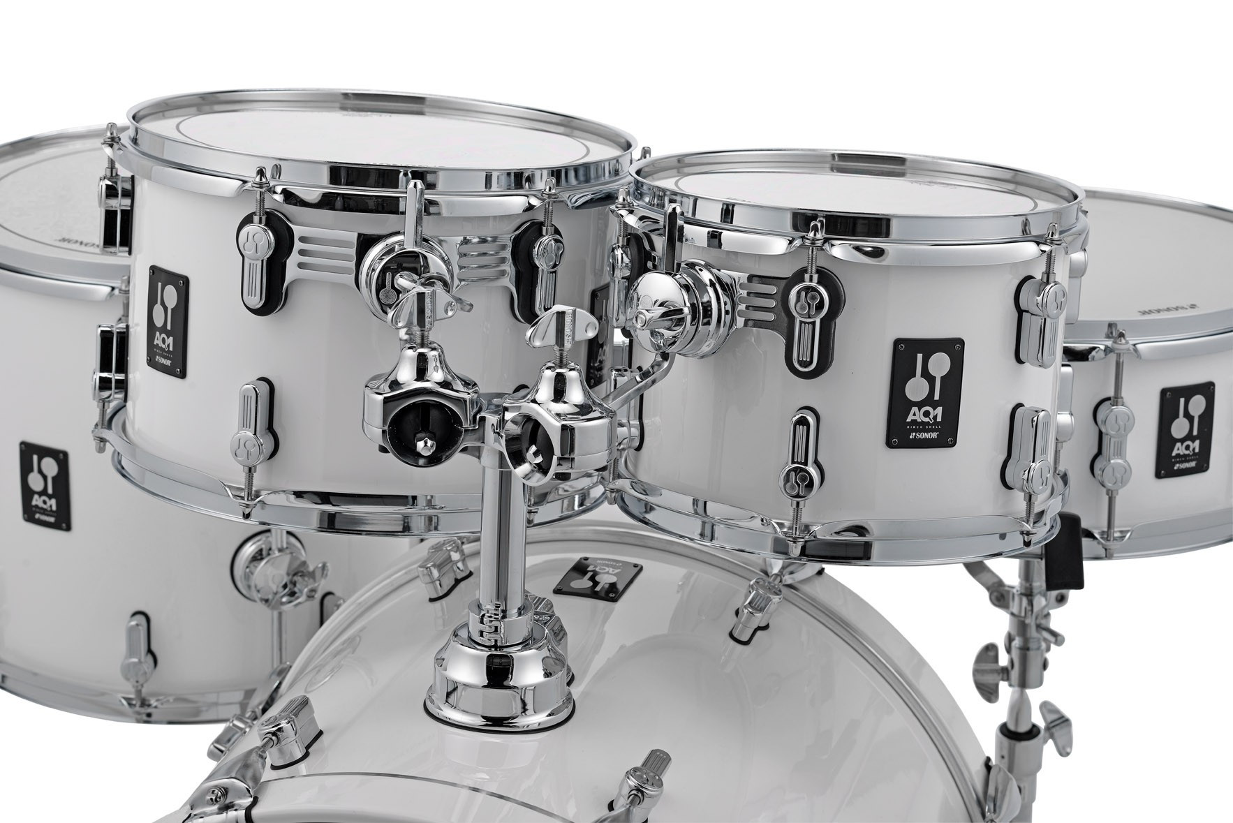 Galerijní obrázek č.2 22“; 10“, 12“; 16“ SONOR AQ 1 STAGE  SET PW - Piano White