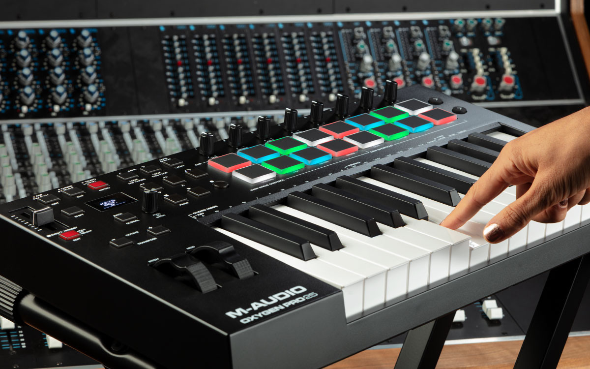 Galerijní obrázek č.5 Keyboardy/Klávesy/Kontrolery M-AUDIO Oxygen PRO 25