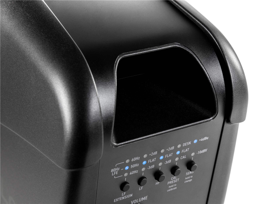 Galerijní obrázek č.16 Aktivní monitory s DSP korekcí akustiky IK MULTIMEDIA iLoud MTM mkII (Pair Black)