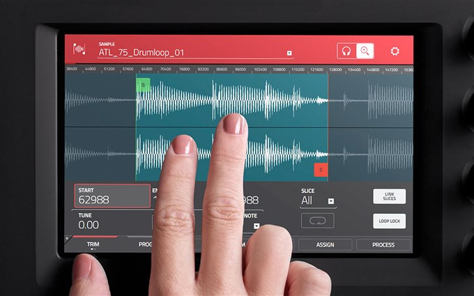 Galerijní obrázek č.3 MIDI kontrolery AKAI MPC Touch