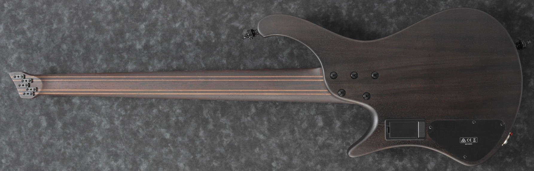 Galerijní obrázek č.1 5strunné IBANEZ EHB1505MS-BIF - Black Ice Flat
