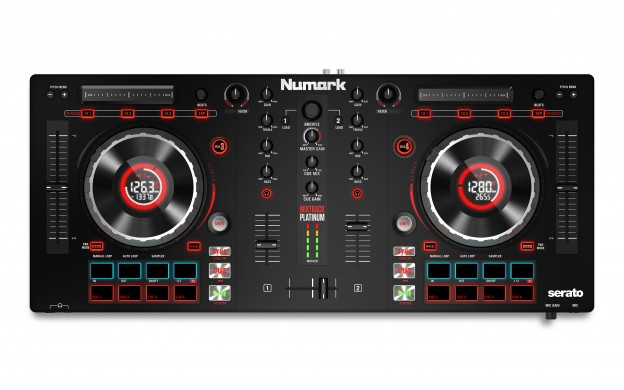 Galerijní obrázek č.1 DJ kontrolery NUMARK Mixtrack Platinum