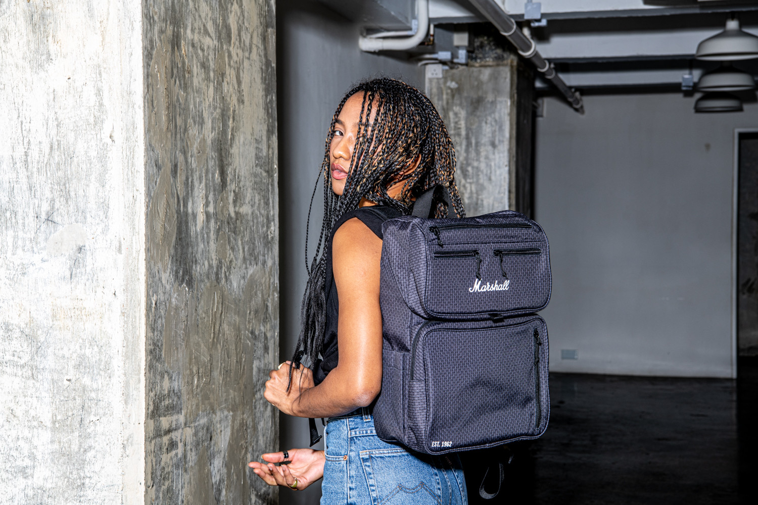 Galerijní obrázek č.6 Batohy MARSHALL Underground Rocksack Black/White