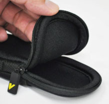 Galerijní obrázek č.1 Příslušenství VANDOREN P201 Neoprene Mouthpiece Pouch