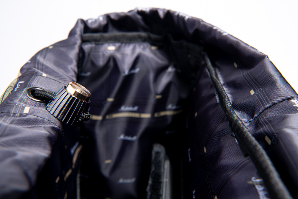 Galerijní obrázek č.4 Batohy MARSHALL Uptown Rocksack Black/White