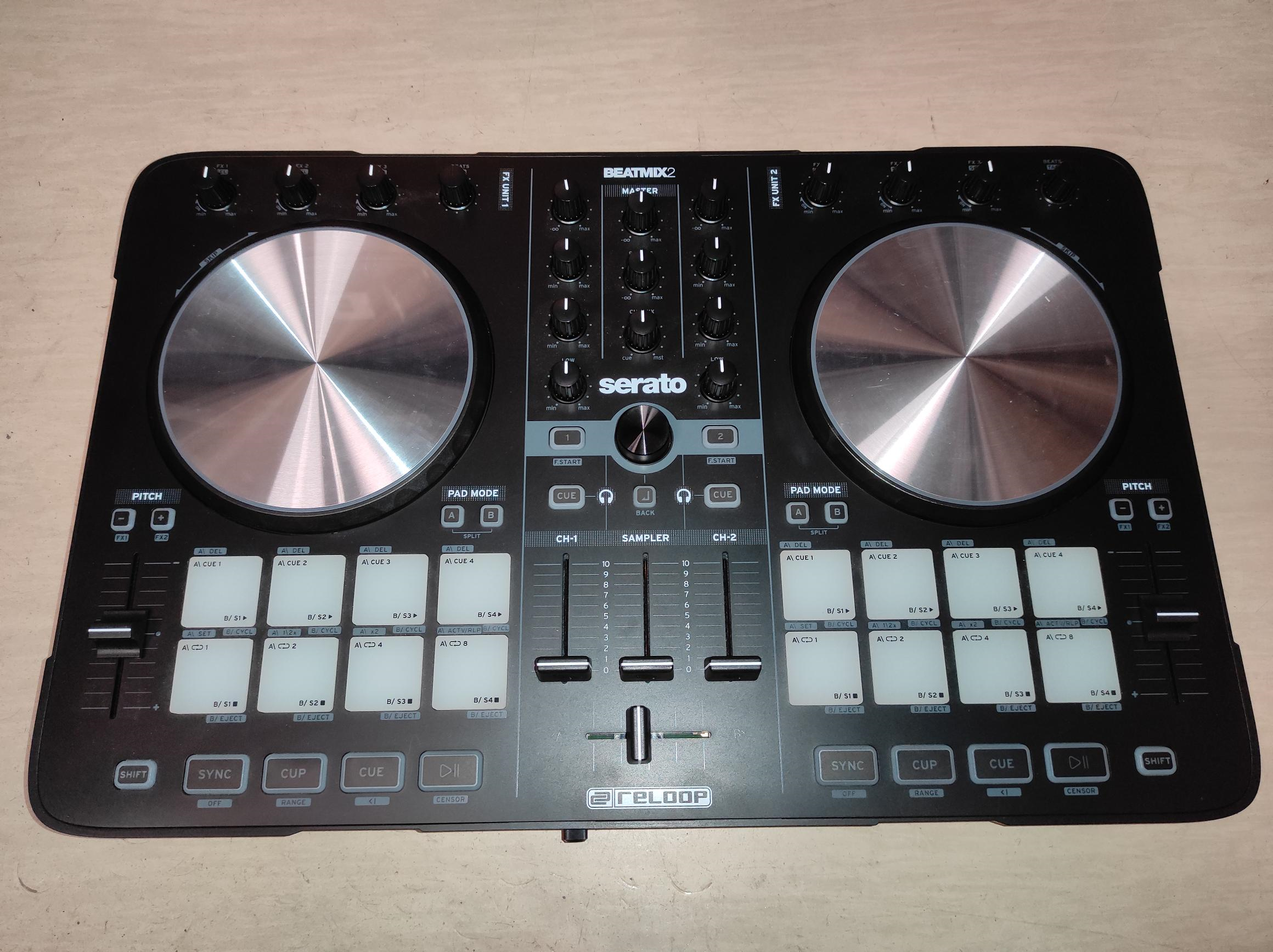 Hlavní obrázek DJ RELOOP BeatMix 2 MKII B Stock