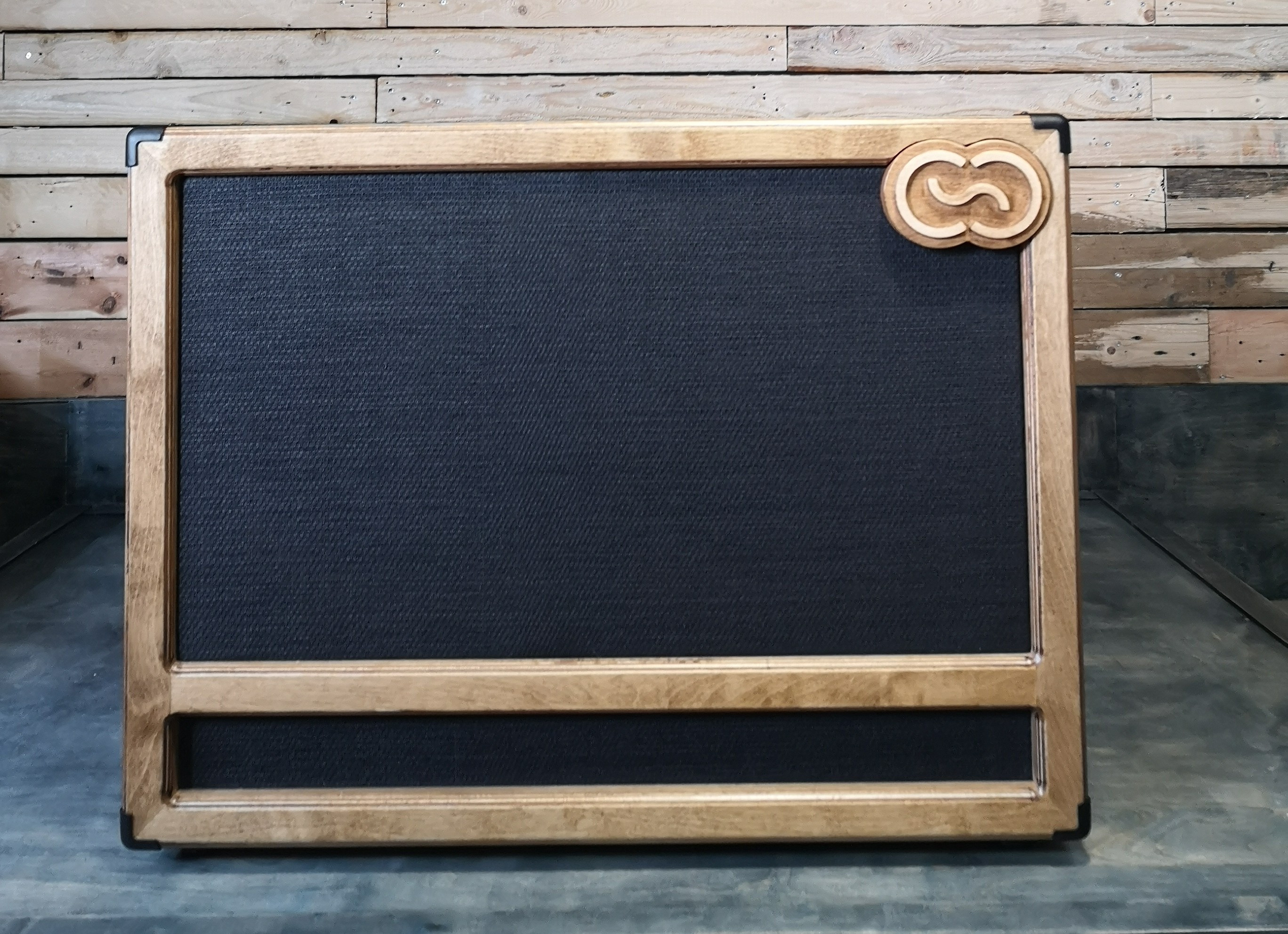 Hlavní obrázek 2 reproduktory COFFEE CUSTOM CAB Latte 212 - Walnut