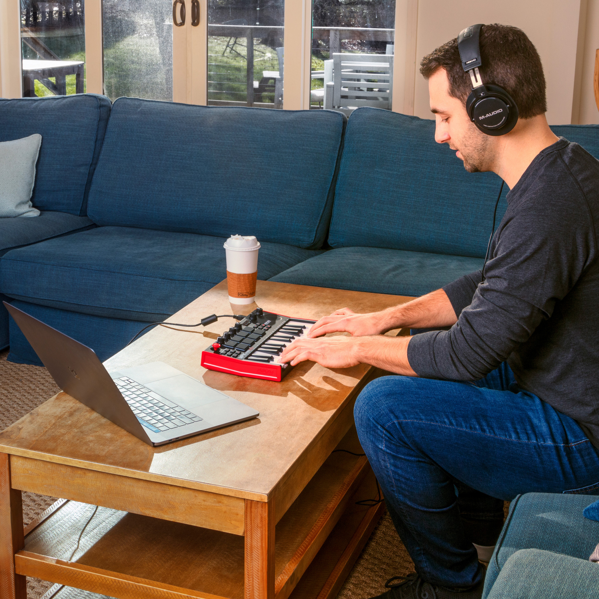 Galerijní obrázek č.14 Keyboardy s dynamikou AKAI MPK Mini PLAY MK3