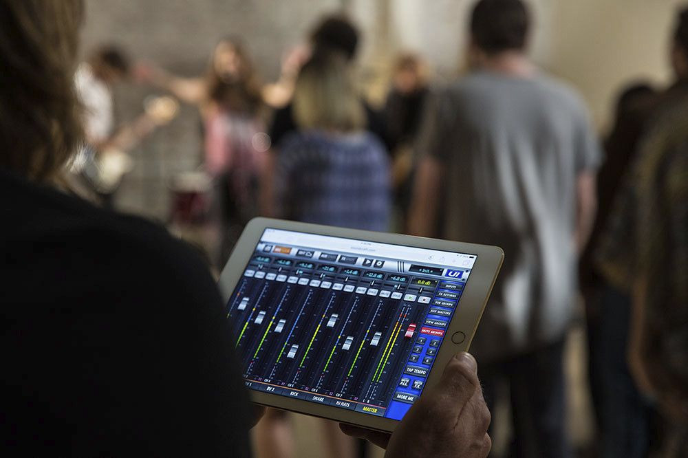 Galerijní obrázek č.3 Digitální mixpulty s dálkovým ovládáním SOUNDCRAFT Ui24R