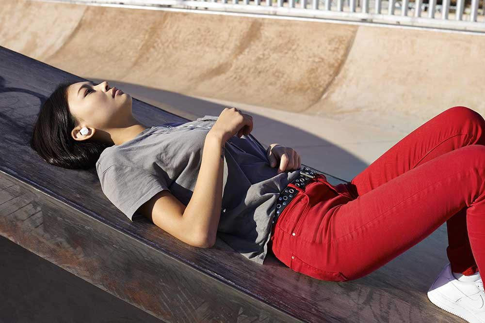 Galerijní obrázek č.7 Bezdrátová do uší JBL LIVE 300TWS Blue