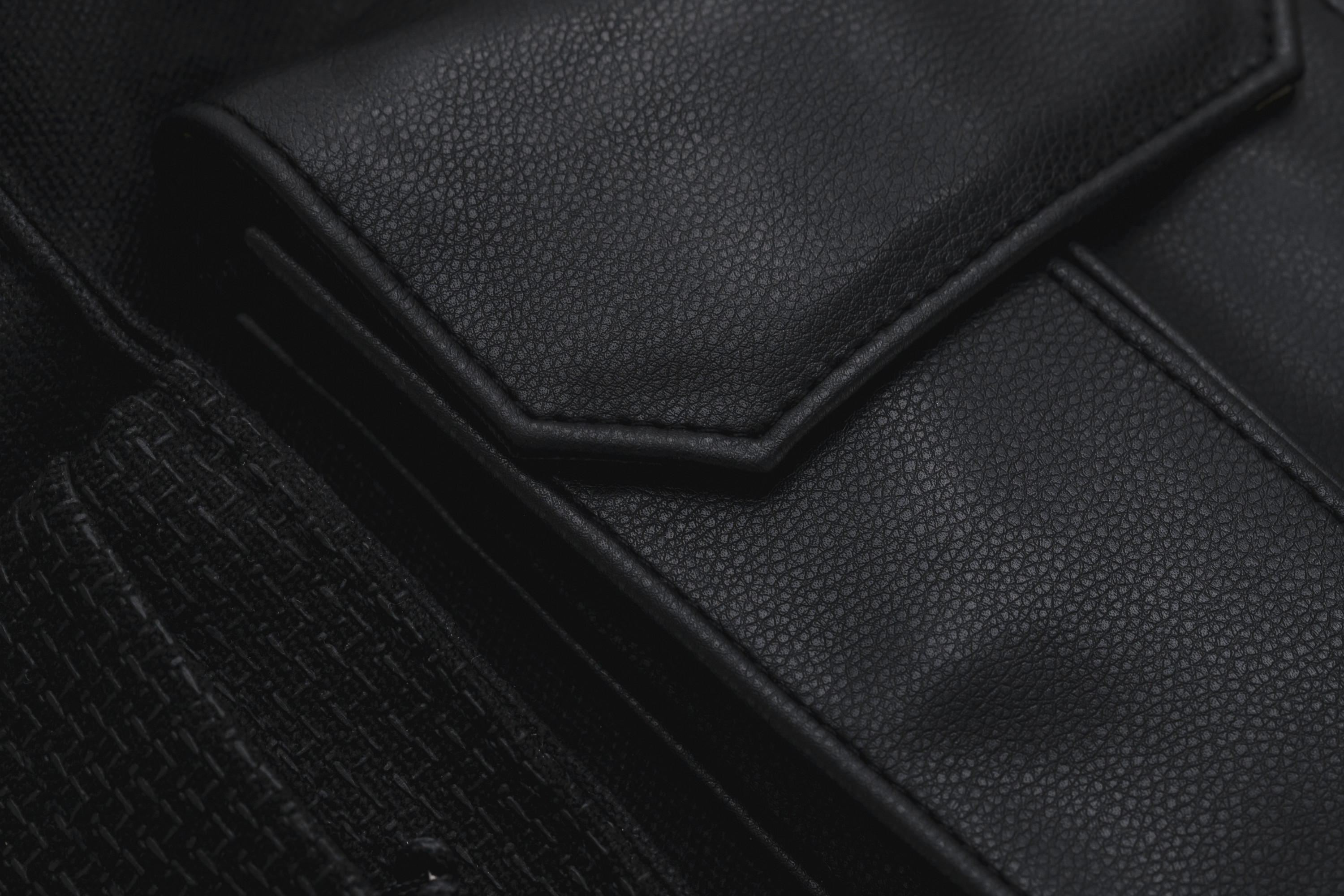 Galerijní obrázek č.11 Batohy MARSHALL Uptown Rocksack Black/White