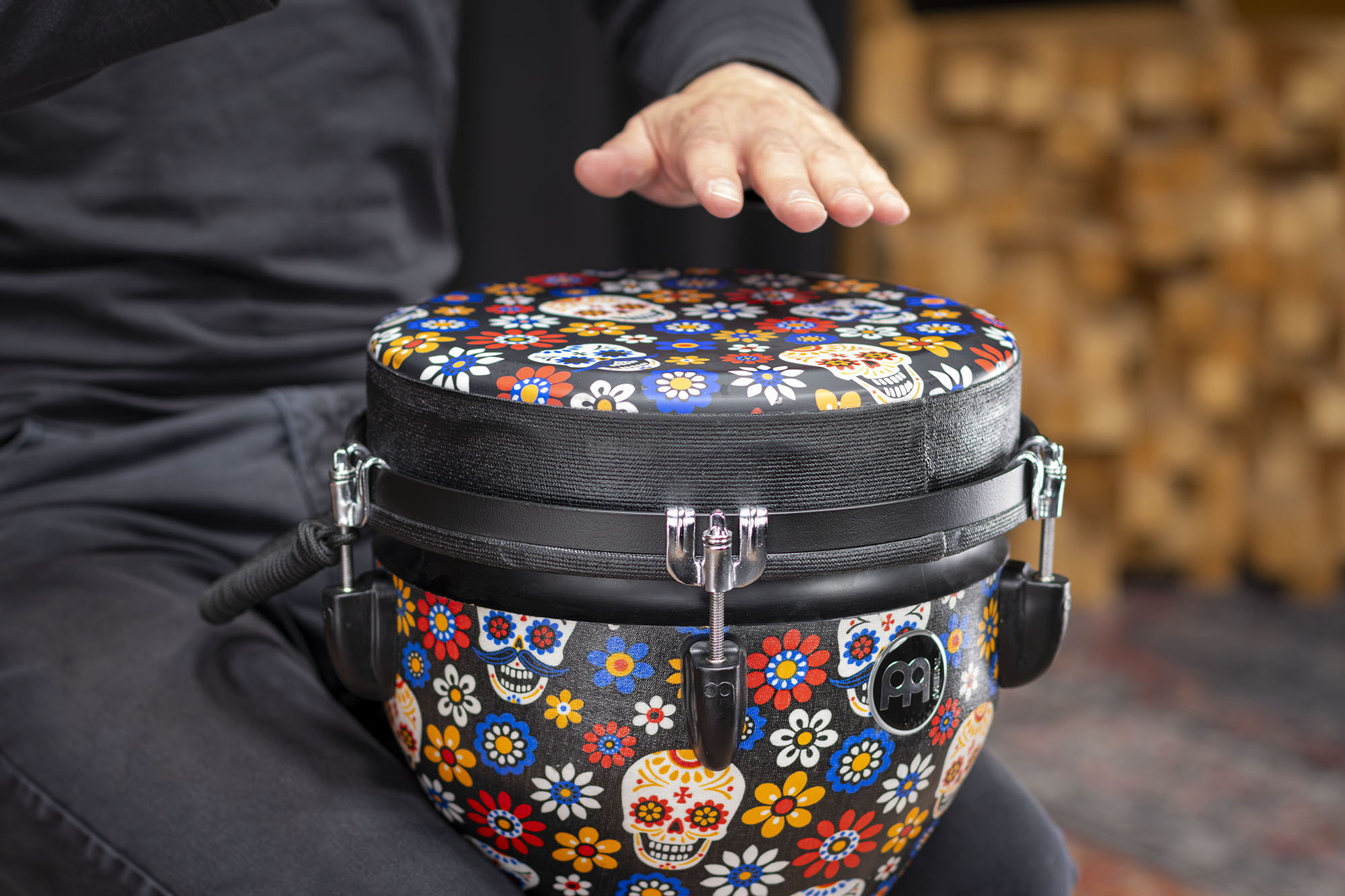 Galerijní obrázek č.3 Perkuse MEINL JD10DA-DH Jumbo Synthetic Djembe 10” - Day Of The Dead/Designer Head