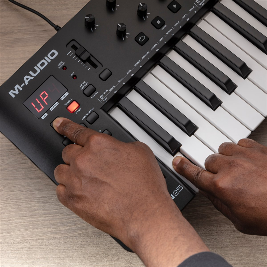 Galerijní obrázek č.6 MIDI keyboardy M-AUDIO Oxygen 25 MKV