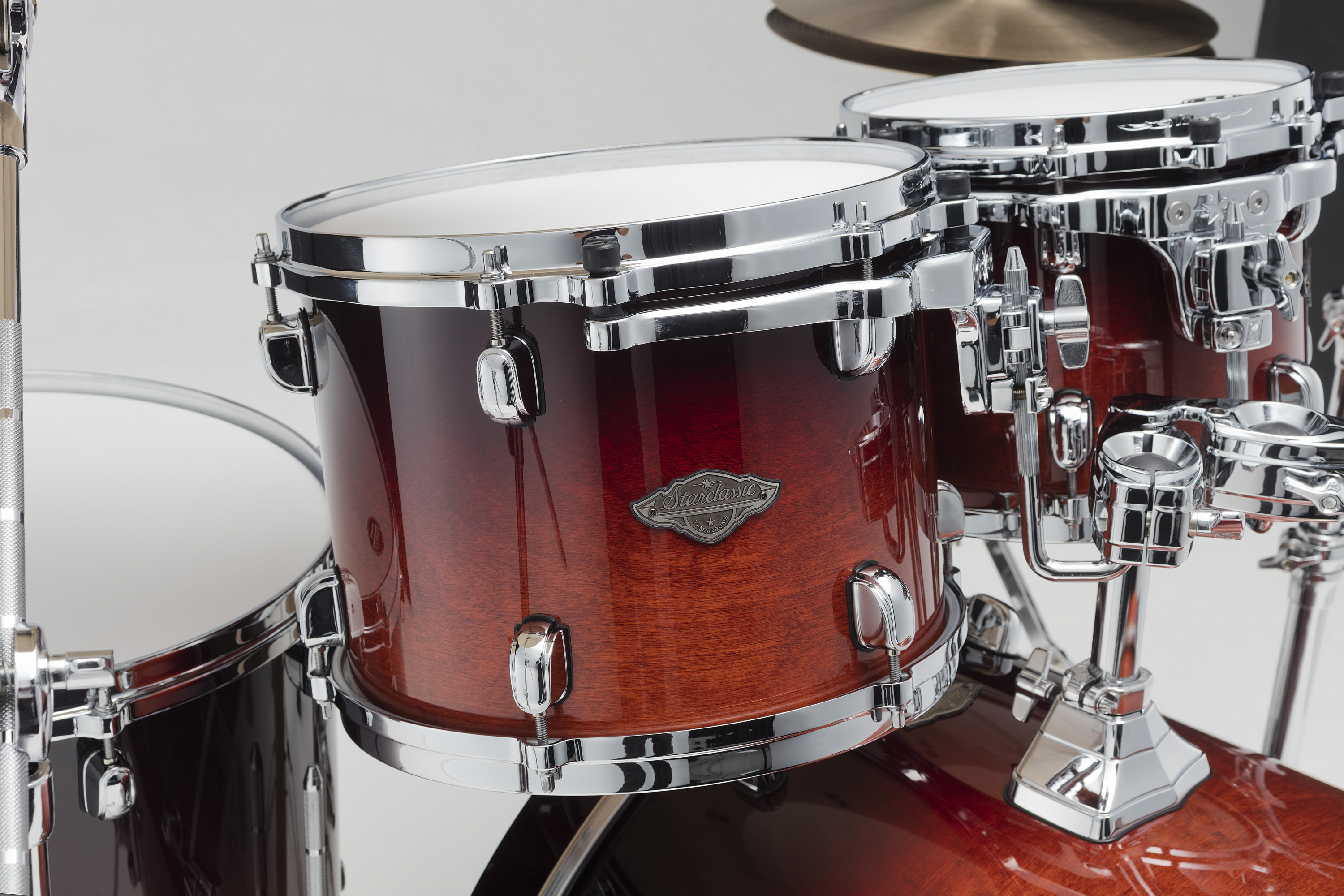 Galerijní obrázek č.3 22“; 10“, 12“; 16“ TAMA MBS42S-DCF Starclassic Performer - Dark Cherry Fade