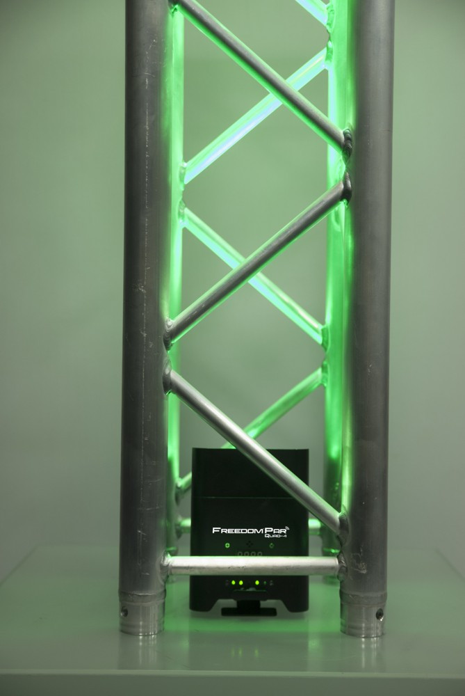 Galerijní obrázek č.7 Wash reflektory CHAUVET DJ Freedom Par Quad-4