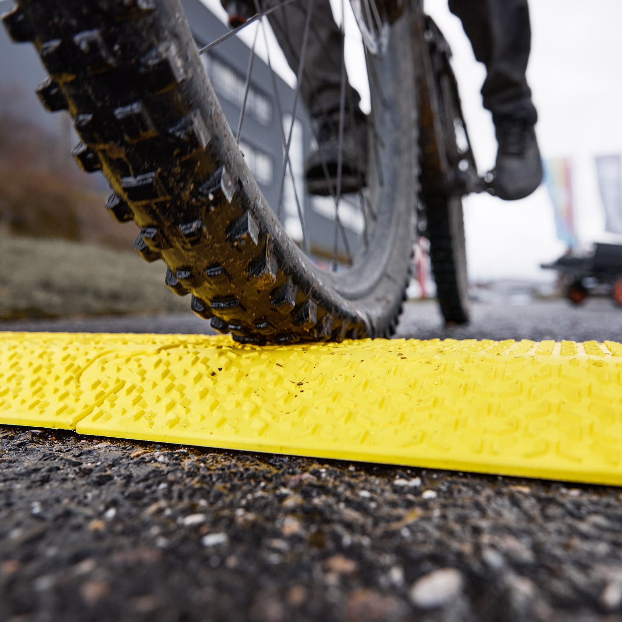 Galerijní obrázek č.9 Kabelové přejezdy DEFENDER XPRESS 100 YEL R