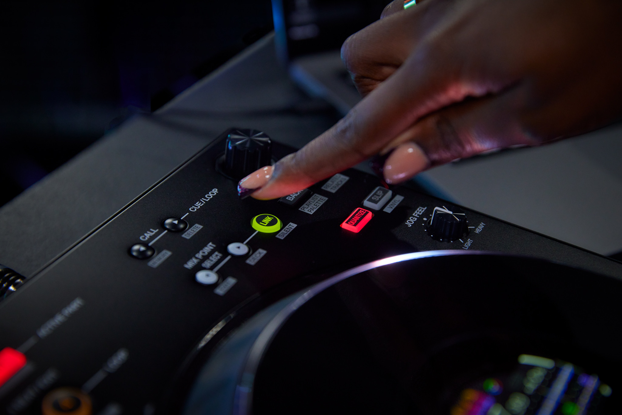 Galerijní obrázek č.5 DJ kontrolery PIONEER DJ DDJ-FLX10
