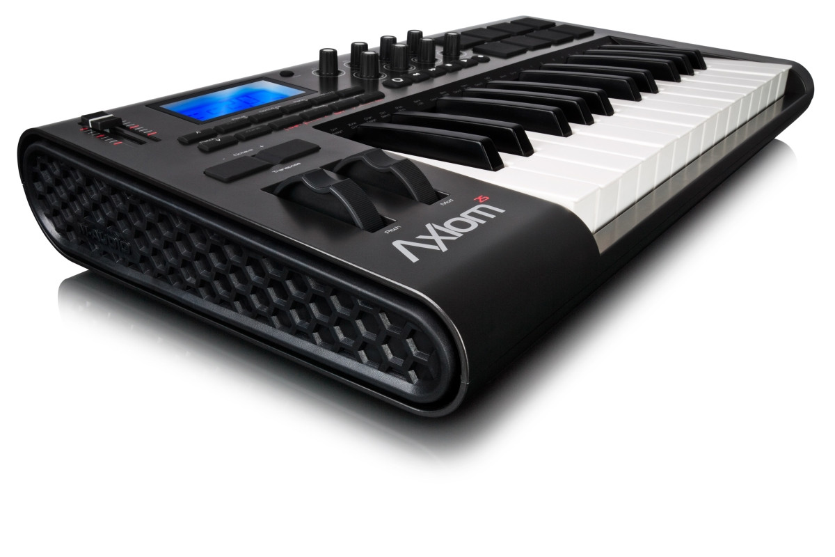 Hlavní obrázek MIDI keyboardy M-AUDIO Axiom 25 Advanced, MIDI ovladač, 25 kláves, 40 ovládacích prvků