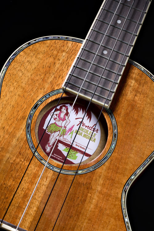 Galerijní obrázek č.1 Koncertní FENDER Ukulele Nohea, All Koa, Concert shape, Tele® headstock